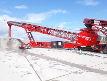 The Telestack TB 42 shiploader unit