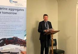 Lord Benyon, Minister for Biosecurity, Marine and Rural Affairs, addressing the event