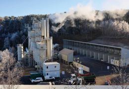 Breedon’s new Ammann ABA 260 UniBatch asphalt mixing plant in Mansfield