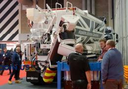 BlueRinse wash-out systems and slurry tubs were shown on the Bay-Lynx stand at the recent UK Concrete Show