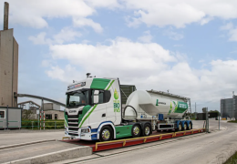 Aggregate Industries’ new HVO-fuelled cement tanker