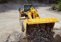 Komatsu WA600 wheel loader is perfectly suited to the demands of heavy quarry operations 