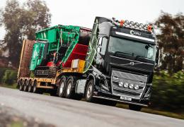 CRJ Services have taken delivery of two tag-axle tractor units with spacious Globetrotter cabs from Volvo Trucks, welcoming an FH16 650 and an FH 540 into their business