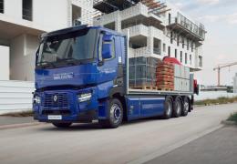 The Renault Trucks E-Tech C 8x4 model for urban construction applications