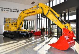 JC Balls & Sons unique JCB 220X tracked excavator looking resplendent in its bespoke livery