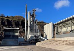 Aggregate Industries new Ammann ABP 240 Universal asphalt-mixing plant at Cauldon Low Quarry