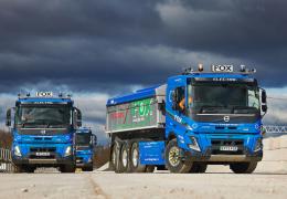 Fox Group are taking delivery of three new Volvo FMX Electric 8x4 Tridem tippers – to be followed shortly by an FH Electric 6x2 tractor unit