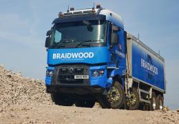 Roy Braidwood & Sons Transport Ltd have taken delivery of their first Renault Trucks C440 8x4 tippers, supplied by JDS Truck and Van 