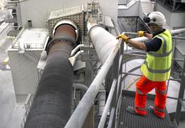 According to the MPA, the policy environment in the UK has left producers facing higher electricity costs and carbon prices compared with competitors elsewhere, which is impacting competitiveness and hindering UK decarbonization. Photo: Tarmac