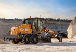 The new CASE 836D AWD motor-grader