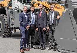 The four managing directors of the Liebherr plant in Bischofshofen. L-R: Peter Schachinger, Martin Gschwend, Manfred Santner, and Herbert Pfab