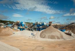 Longcliffe Quarries's CDE waste-recycling washing plant 