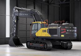 The new-generation Volvo EC400 Hybrid excavator