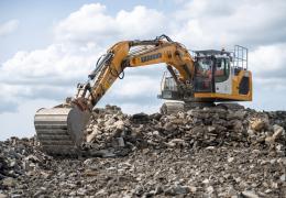 Gwrhyd Specialist Stone’s new Liebherr R 930 G8 crawler excavator