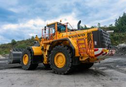 Rebuilds such as Heidelberg Materials’ Volvo L350F wheeled loader support a healthy circular economy