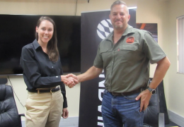 L–R: Tarynn Yatras, vice-president of sales area Africa with Sandvik Rock Processing Solutions, and Stephen Smith, managing director of S&R Enterprises