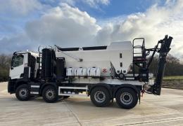 The new Utranazz Holcombe G2 volumetric concrete mixer with its slide-out modular cassette conveyor