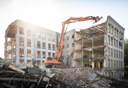 Develon DX380DM-7 demolition excavator in operation 