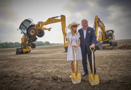 Lord Bamford with his daughter Alice at last year’s ground-breaking ceremony in San Antonio, Texas