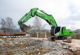 Sennebogen have introduced an updated 830 E Demolition Vario Tool machine with new digging boom and digging bucket attachment