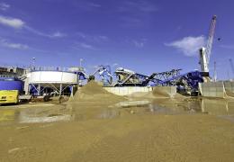 The CDE washing plant at Brett Aggregates’ site in Portsmouth