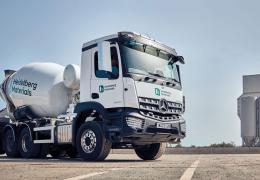 A Heidelberg Materials concrete truckmixer