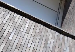 Brick slips