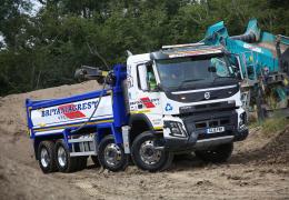 Britaniacrest Reycling's Volvo tipper in operation 