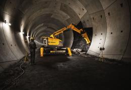 Brokk 900 demolition robot