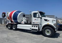 CNG truckmixer