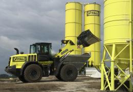Case 821G wheel loader