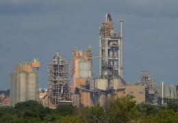 Balcones cement plant