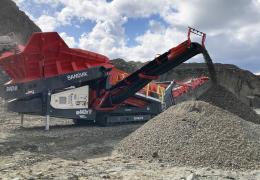 Collier future proof their equipment fleet with new Sandvik QE442e hybrid scalper 
