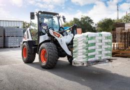 Bobcat L85 compact wheel loader