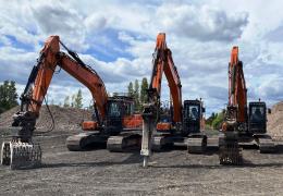 Doosan DX225LC-5s crawler excavators