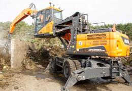 Doosan DX250WMH-5 material handler