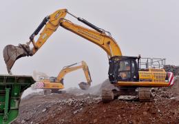 JCB JS370XD crawler excavator