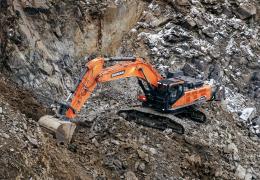 Doosan DX530LC-7 excavator