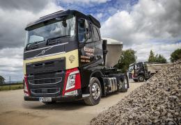 Volvo FH Lite tractor unit