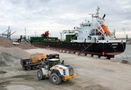 GRS deliver first cargo of sustainable aggregates