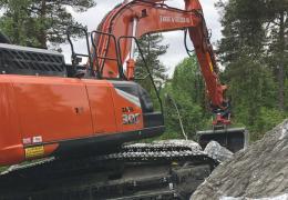 Hitachi ZX300LC-7 excavator
