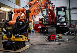 Hitachi Engcon