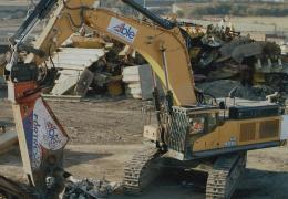 Hyundai HX900 L crawler excavator