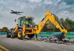 JCB 3CX backhoe loader