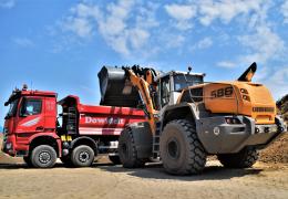Liebherr L 586 XPower wheel loader