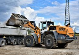 Liebherr L 586 XPower loading shovel 