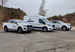 Breedon vans and 4x4s