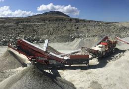 Sandvik mobile crushing and screening train