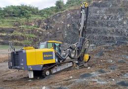PowerROC T35 drill rig