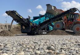 Powerscreen Titan 1300 scalping screen